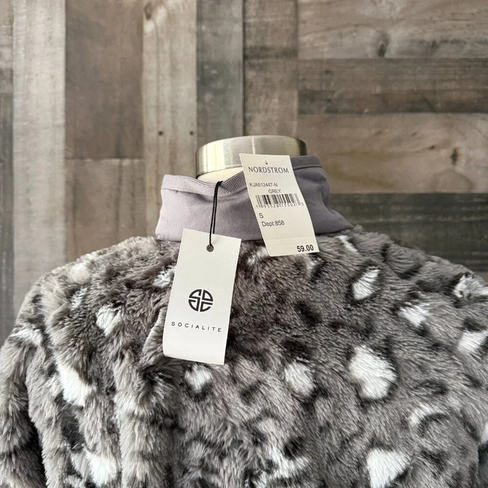 NWT! Socialite faux fur gray leopard print jacket small feminine glam winter - Picture 5 of 10